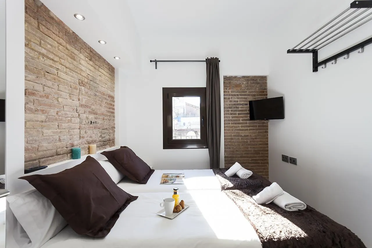 Ab Paral-Lel Spacious Apartments