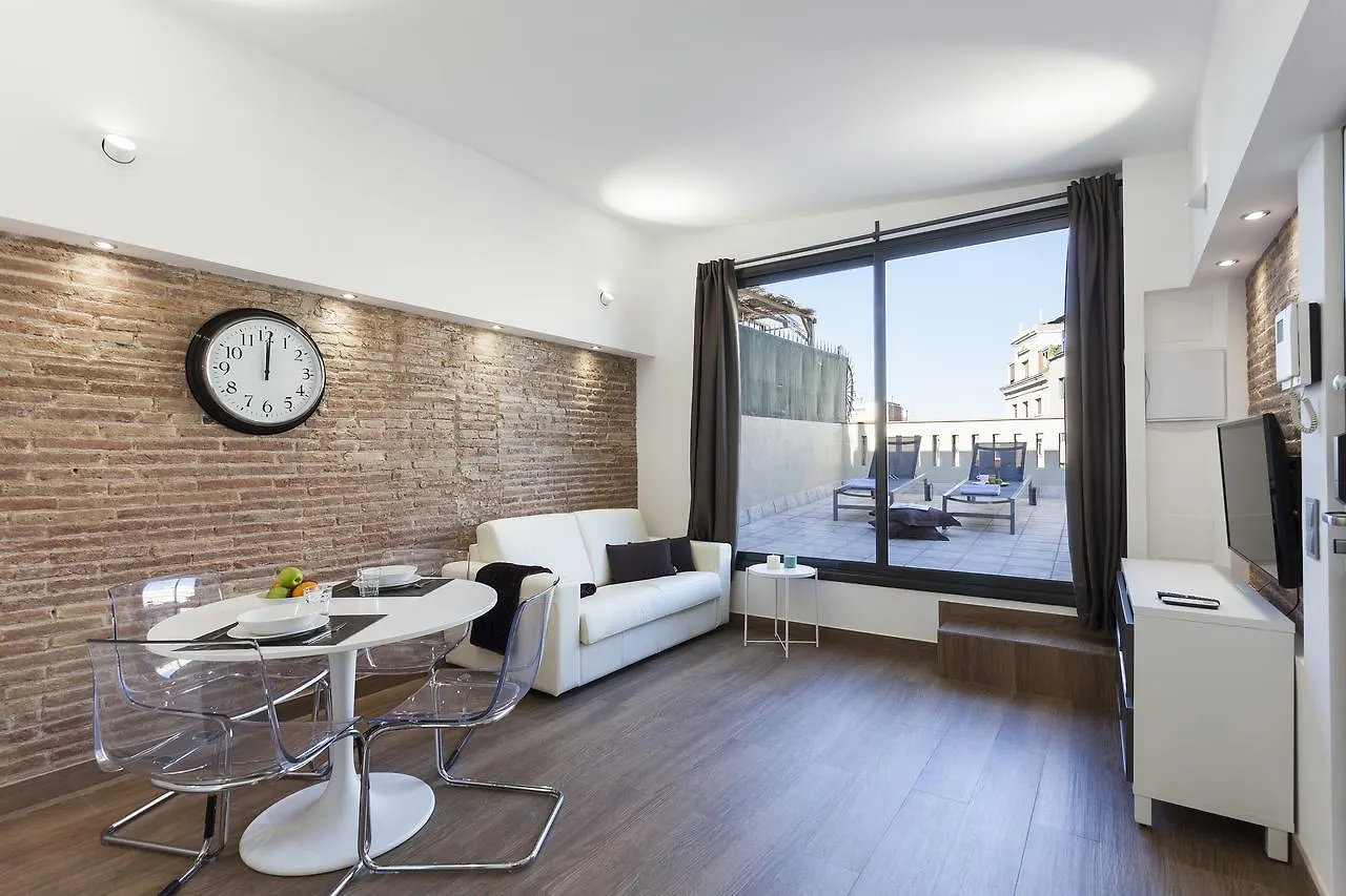 Ab Paral-Lel Spacious Apartments